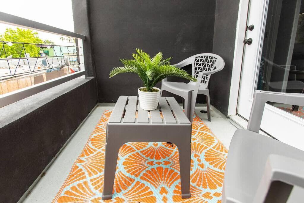 Restaurants-Pets-Professionals-Fastwifi-A C-Patios Appartement San Diego Buitenkant foto