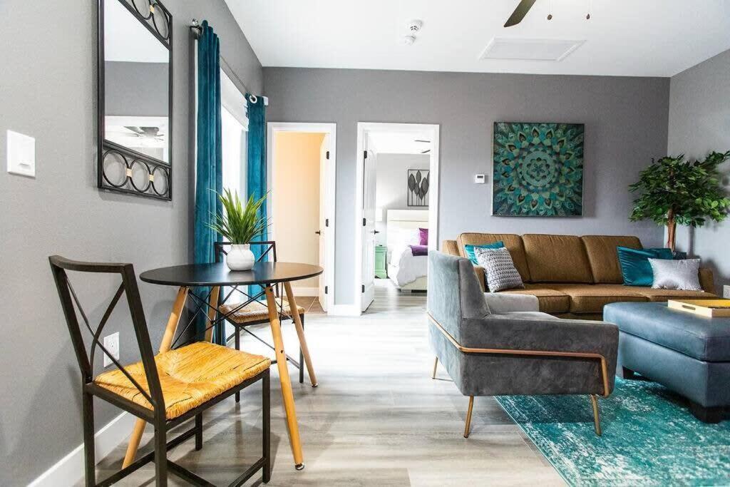 Restaurants-Pets-Professionals-Fastwifi-A C-Patios Appartement San Diego Buitenkant foto
